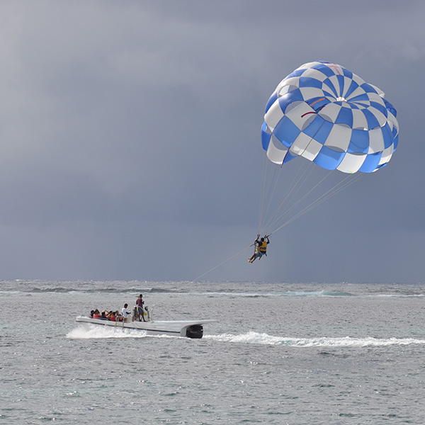 Parachute ascentionnel martinique