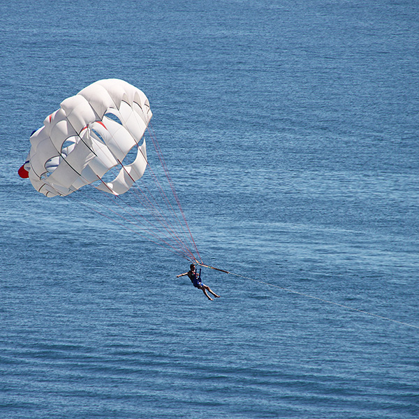 Parachute ascentionnel martinique