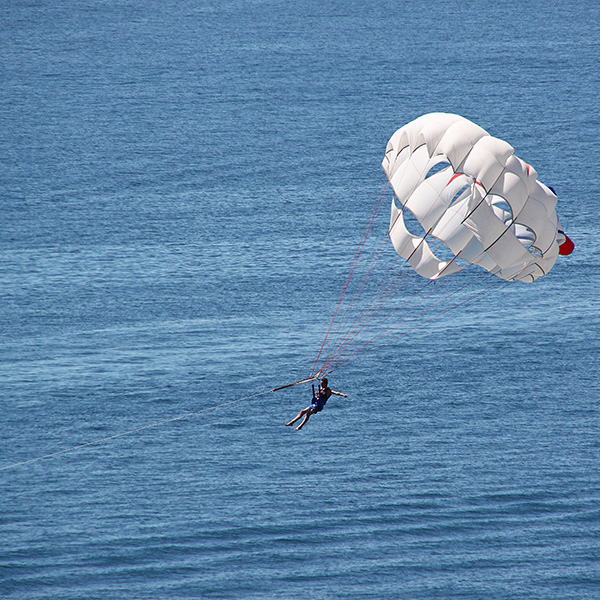 Parachute ascentionnel martinique