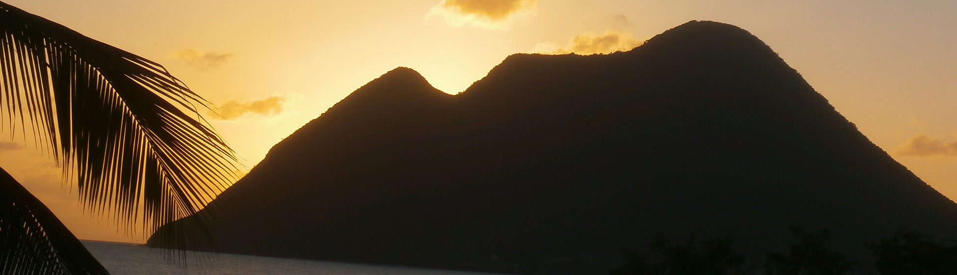 Plage sable noir martinique