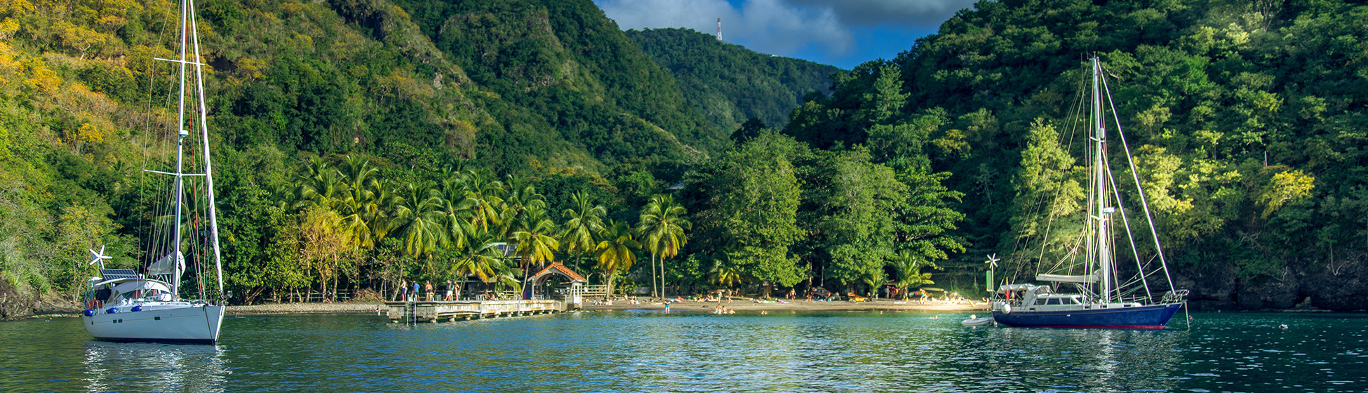 Plage noire martinique