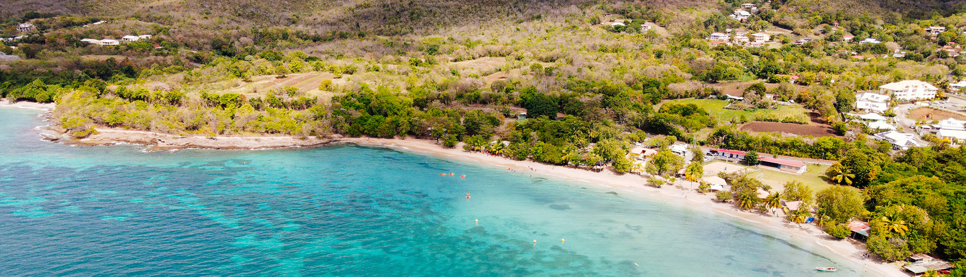 Plage noire martinique