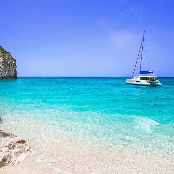 Location catamaran martinique skipper