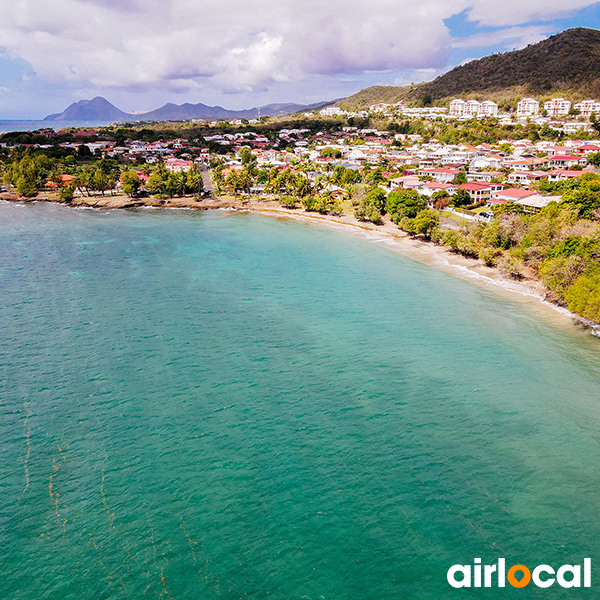 Plage noire martinique