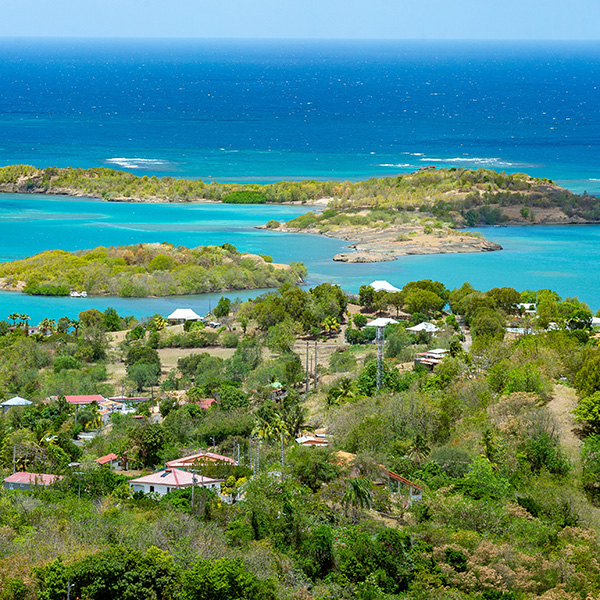 Plage noire martinique