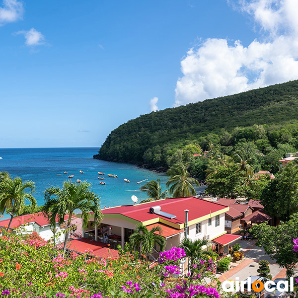 Plage noire martinique