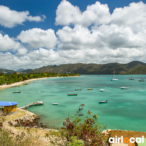 Plage sable noir martinique